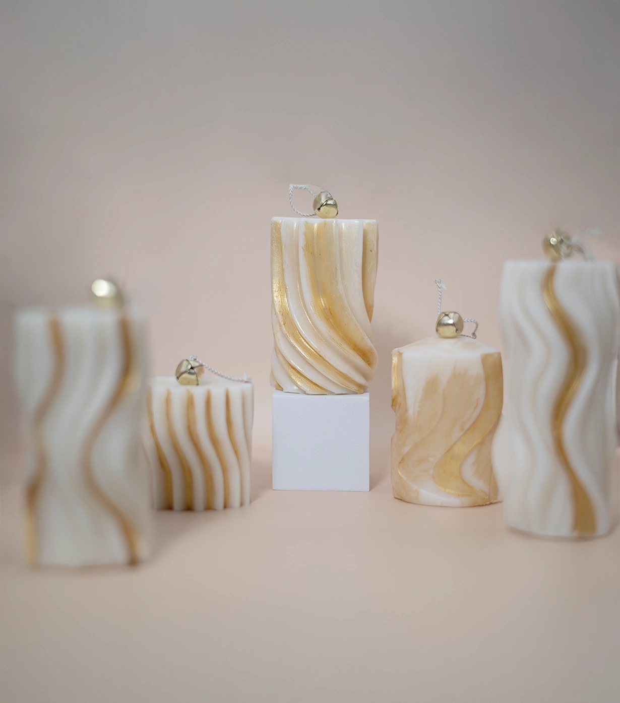 Wavy pillar candles (Small) - Image 4