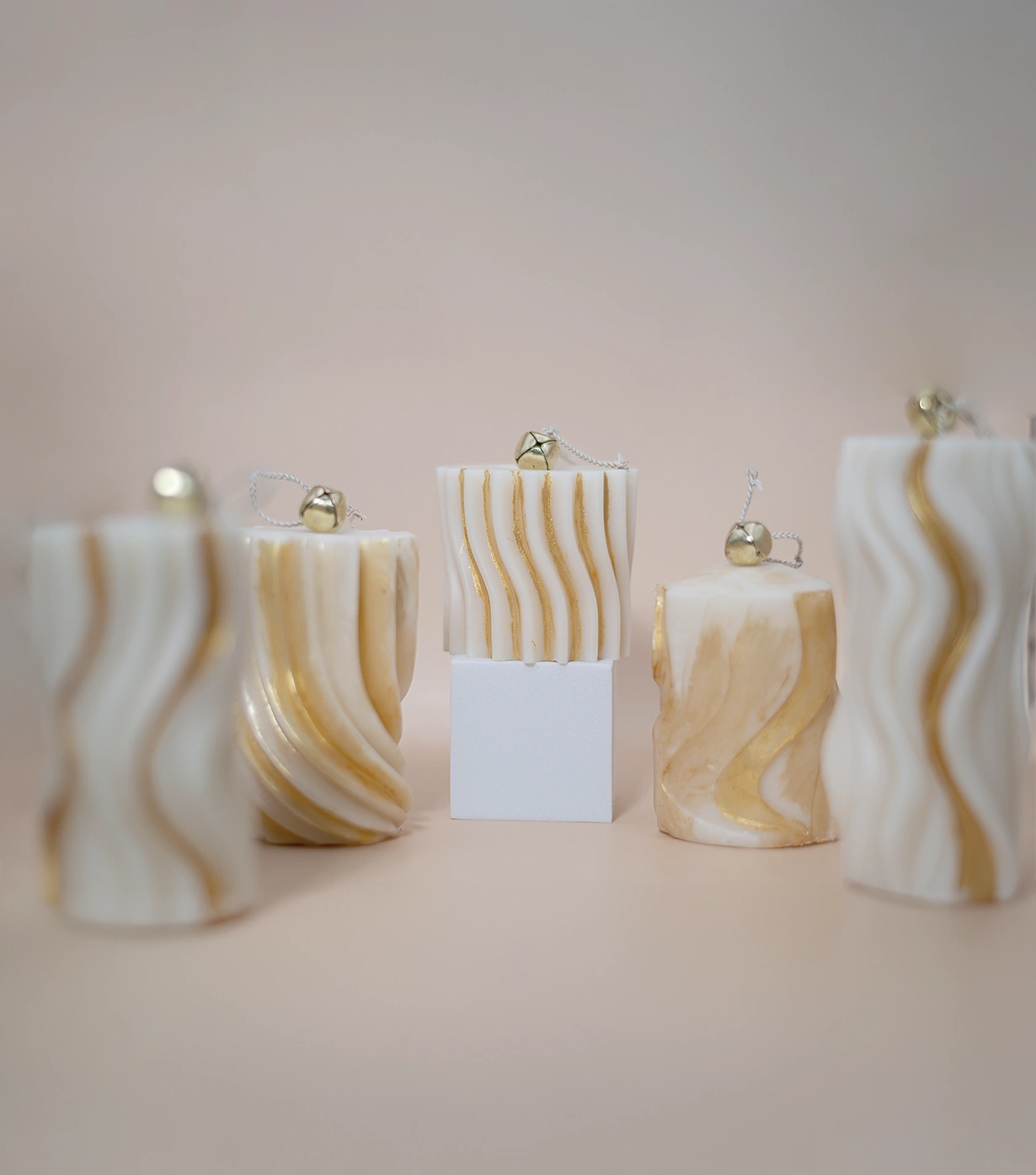 Wavy pillar candles (Small) - Image 3