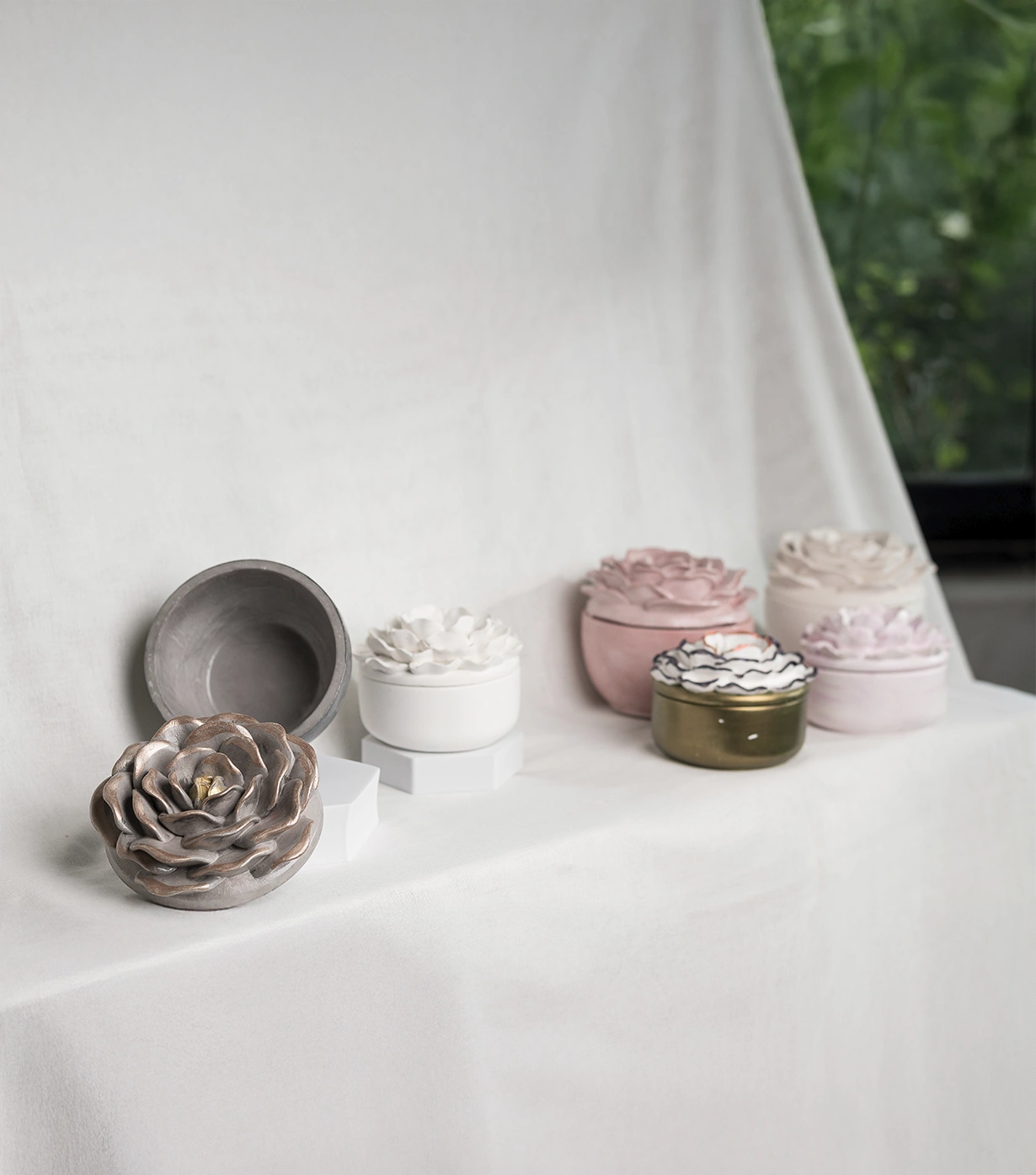 Whispers of camellia jar - Image 6