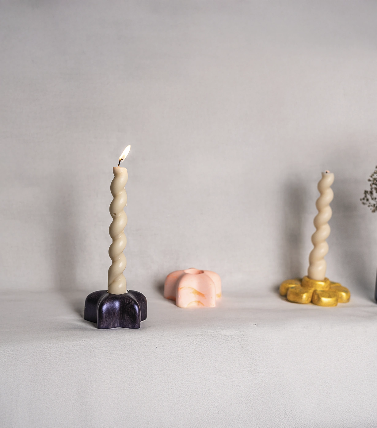 Spiral pillar candle