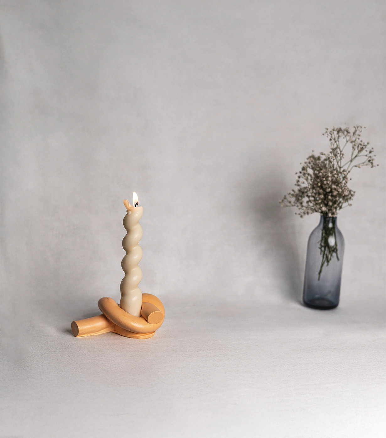 Knot taper candler holder
