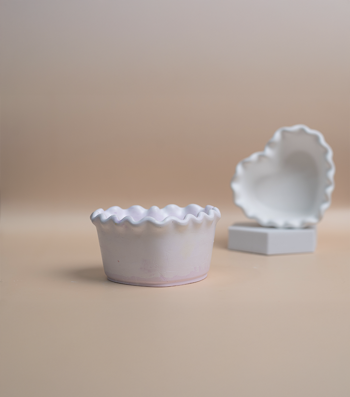 Heart with frills cup - Image 3