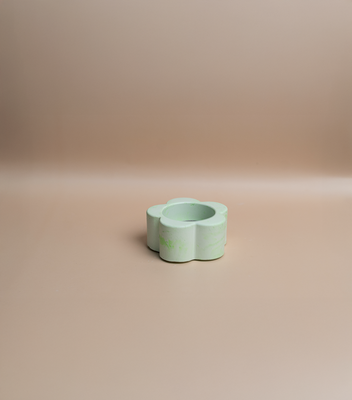 Floral taper candle holder - Image 3