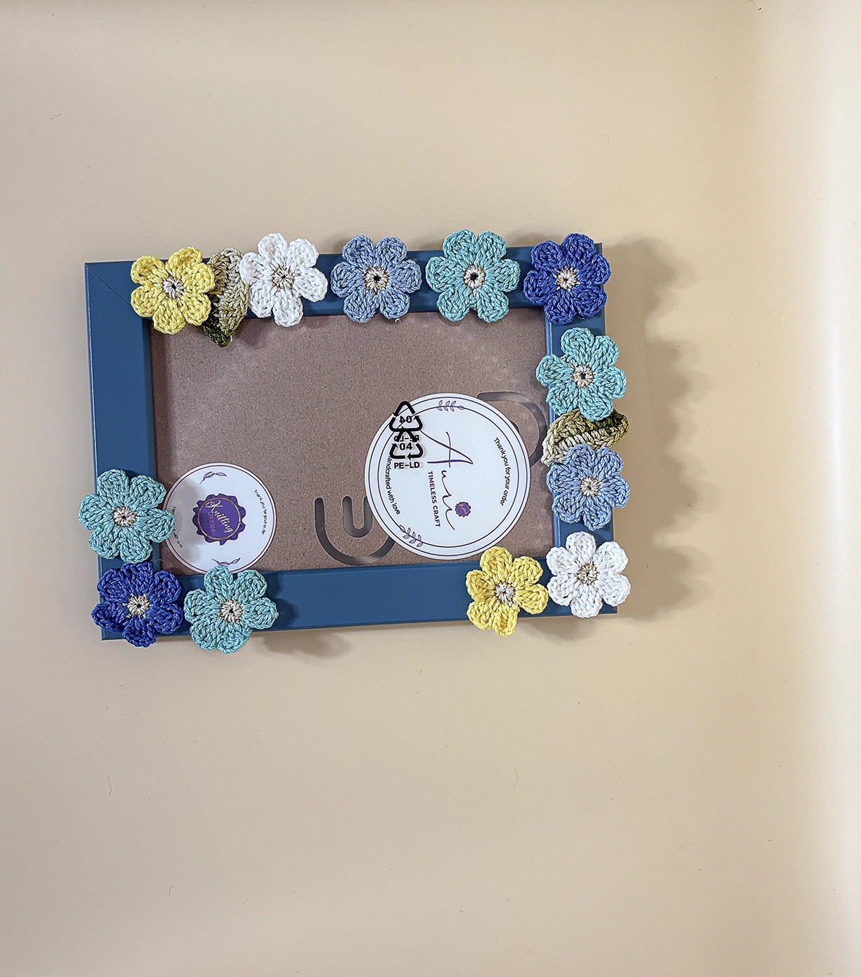 Crochet flower Frame - Image 4