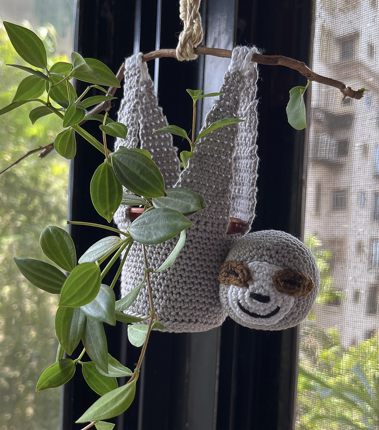 Sloth planter
