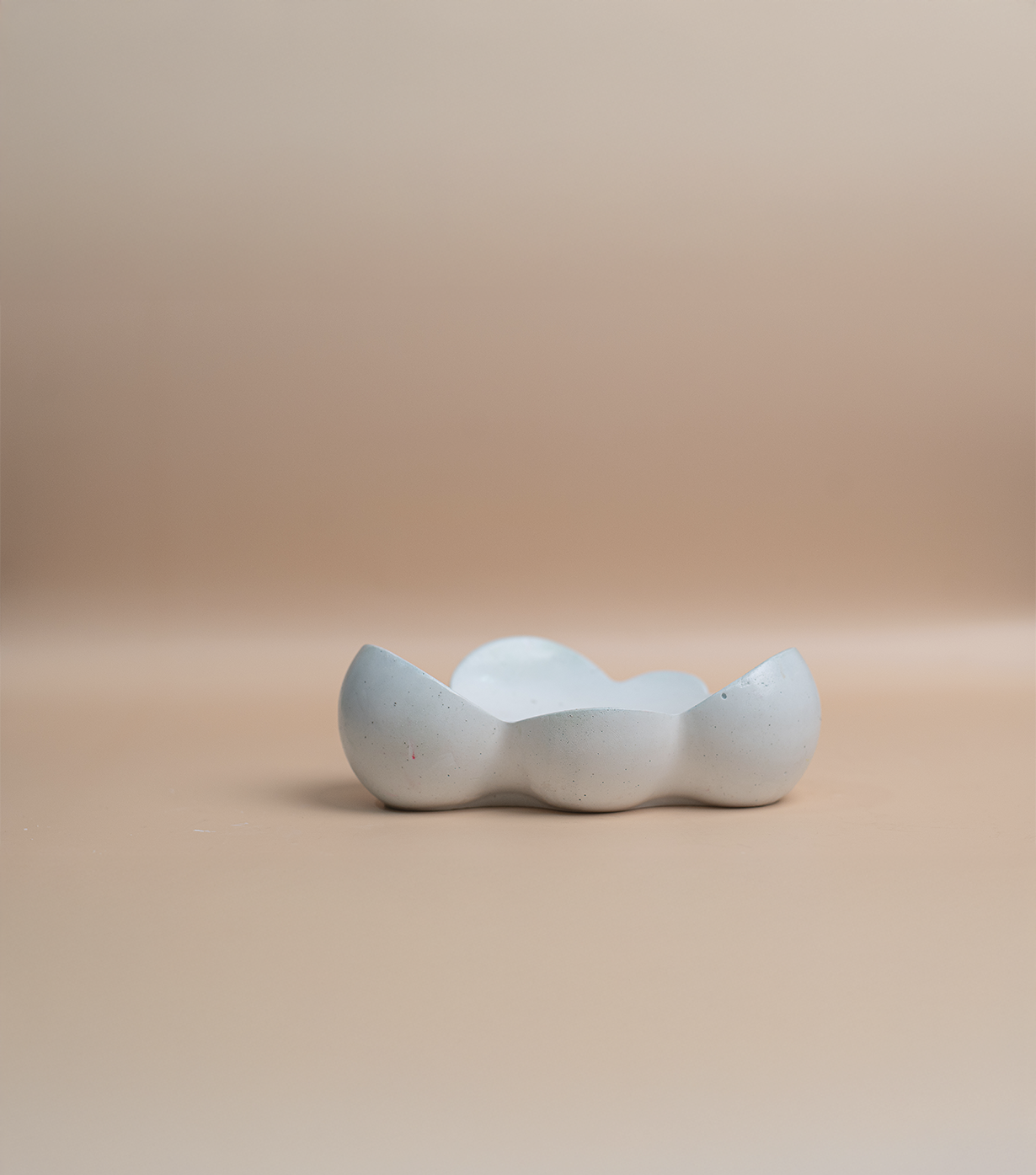 Trays - Image 23