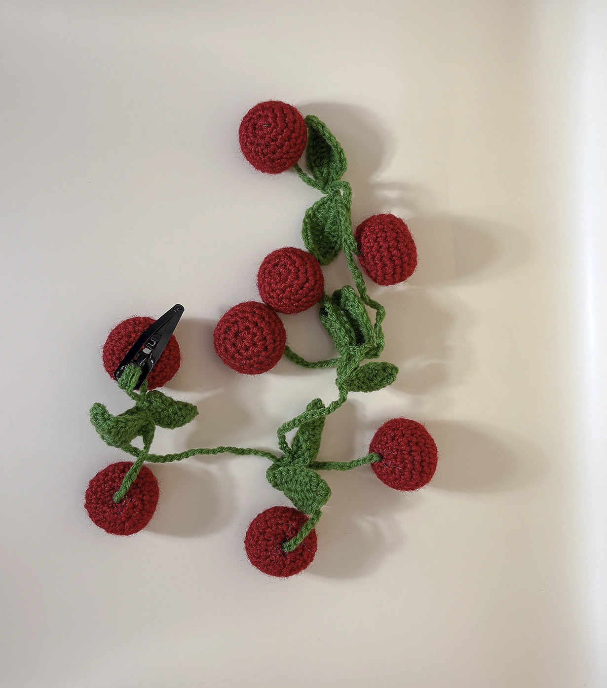 Long Cherry clip - Image 3